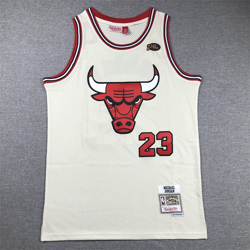 Bulls 23 Cream White