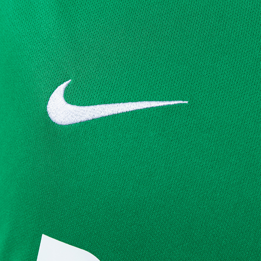 Wolfsburg 08_09 Home Retro Jersey – Replica Football Soccer Shirt – S–XXL