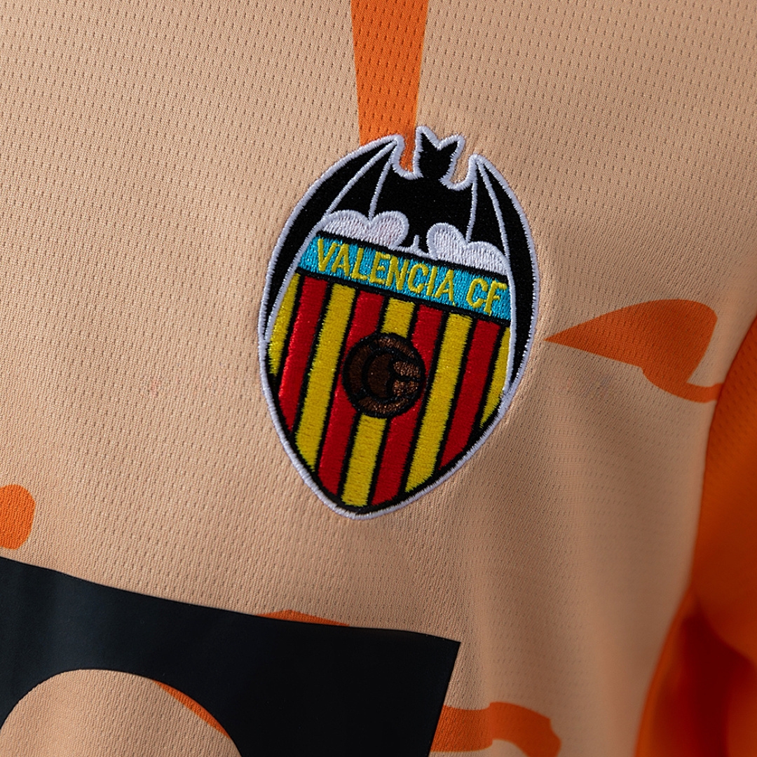 Valencia 25_26 Retro Style Jersey – Replica Football Soccer Shirt – S–4XL
