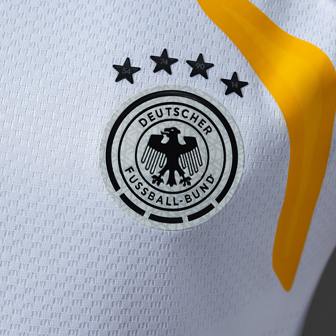 Germany 2026 Player Version Training - Green Jersey – Replica Football Soccer Shirt – S–XXL