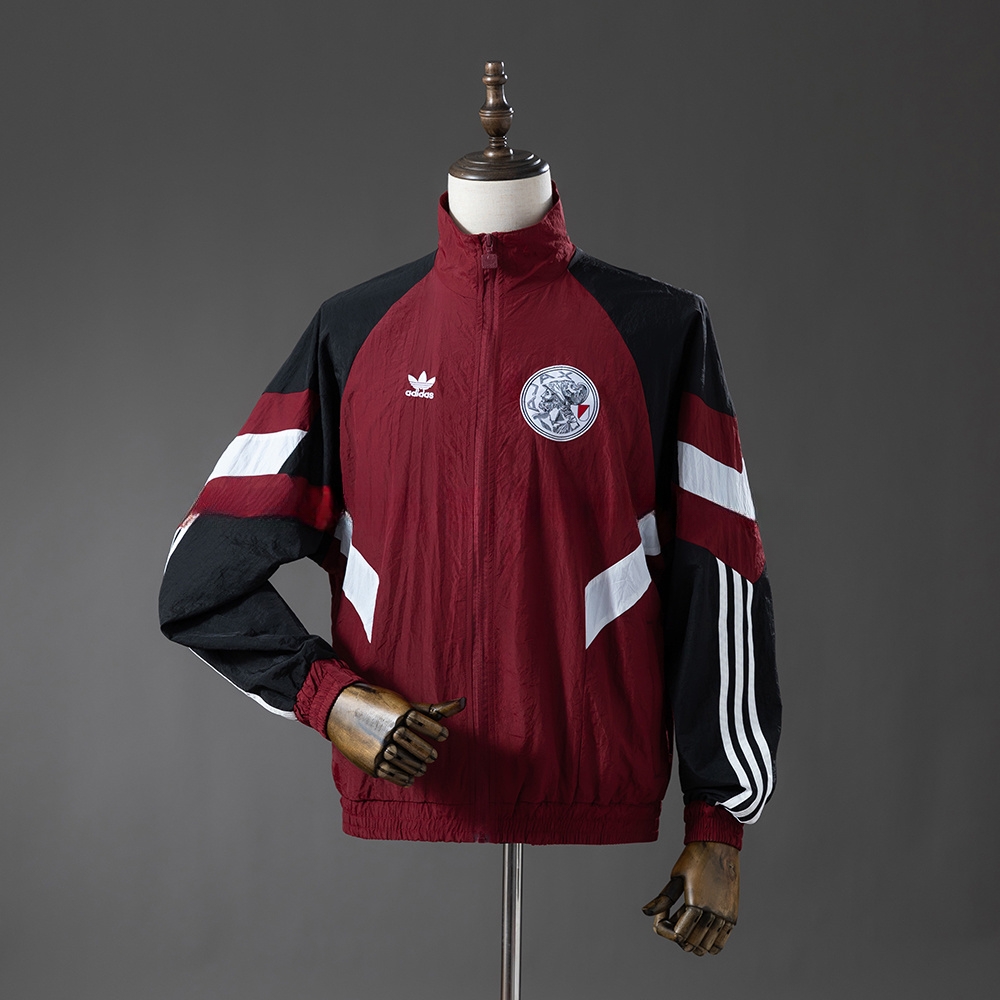 Ajax 25/26 Windbreaker – Crimson – Replica Football Soccer Jacket – S–3XL