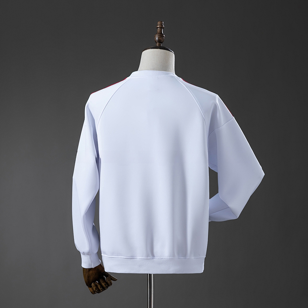 Bayern Munich 25/26 Long-Sleeved Sweatshirt – Replica Football Soccer Top – M–4XL