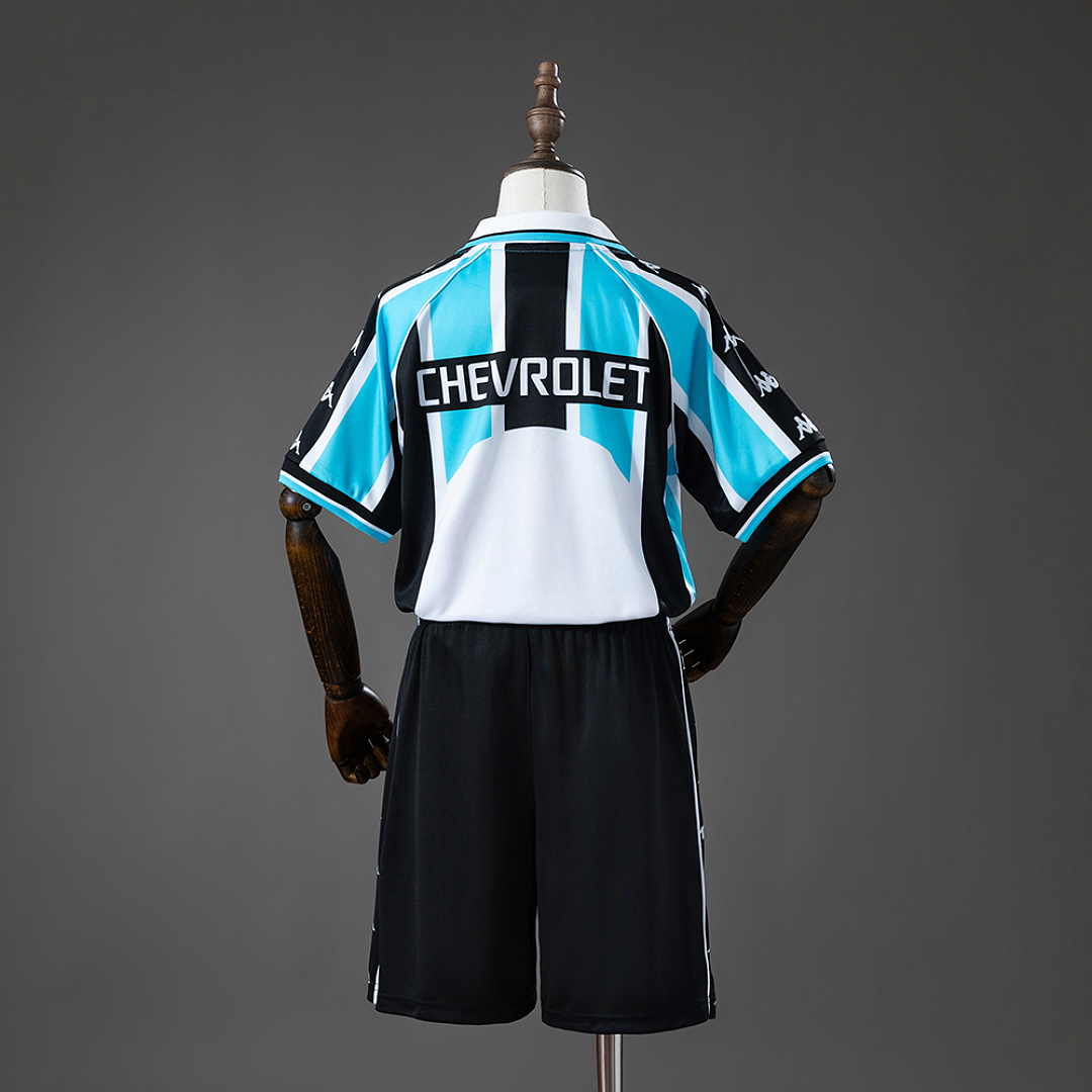 Gremio 2000 Home Retro Kids Kit Jersey – Replica Football Soccer Shirt – Size 16–28