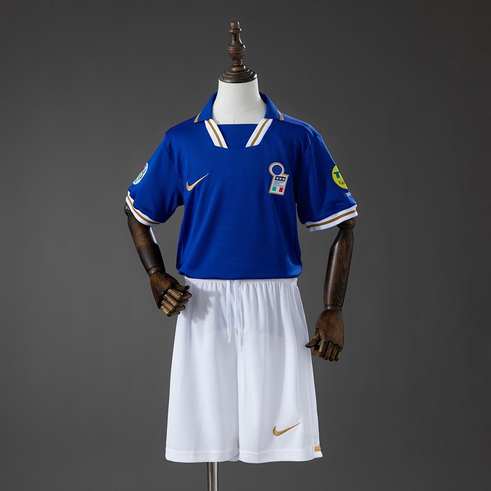 Italy 1996 Home Retro Kids Kit Jersey – Replica Football Soccer Shirt – Size 16–28