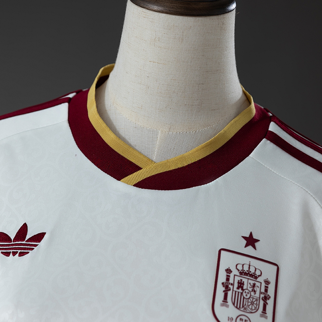 Spain 2026 Away Women's Jersey – Replica Football Soccer Shirt – S–XXL
