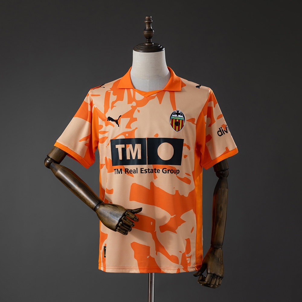 Valencia 25_26 Retro Style Jersey – Replica Football Soccer Shirt – S–4XL
