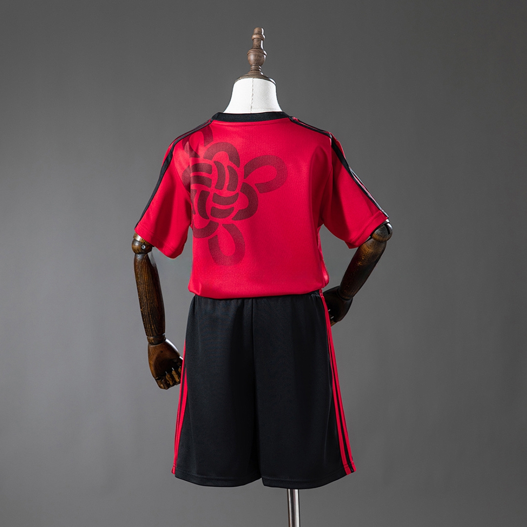 M-U 25/26 Cultural Story – Red Kids Kit Jersey – Replica Football Soccer Kit – Size 16–28