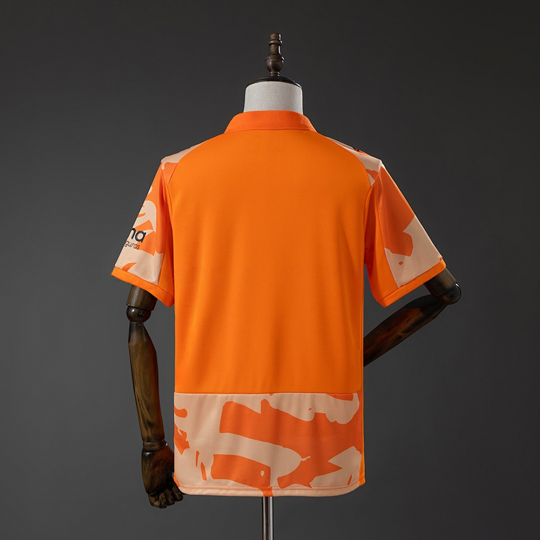 Valencia 25_26 Retro Style Jersey – Replica Football Soccer Shirt – S–4XL