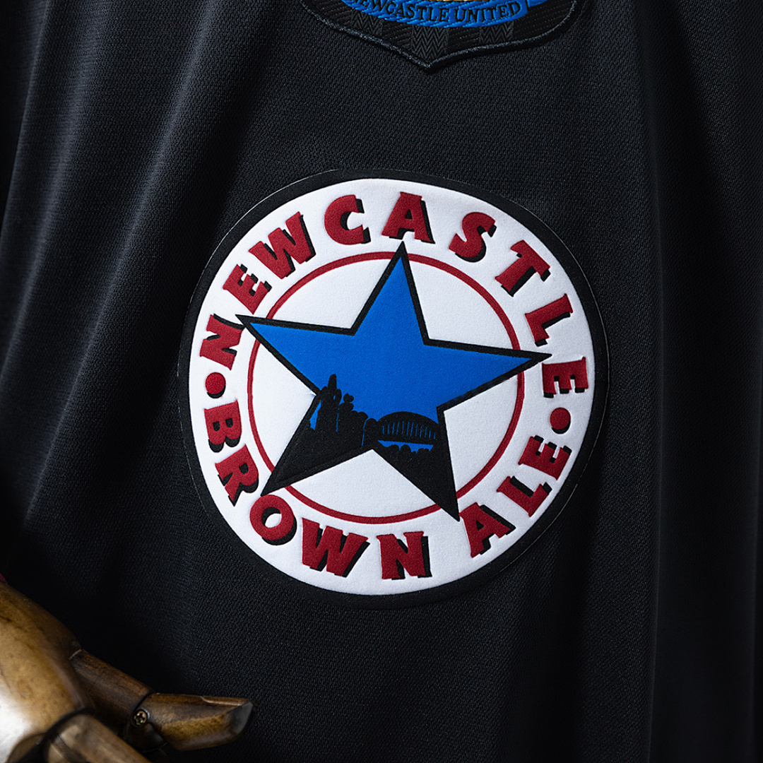 Newcastle United 95_96 Training Retro Long-Sleeve Jersey – Replica Football Soccer Shirt – S–4XL