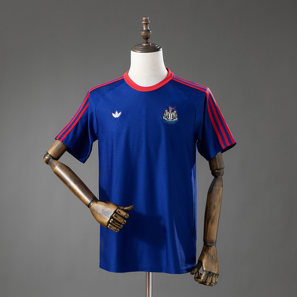 Newcastle United Terrace Icons T-Shirt Blue – Football Lifestyle T-Shirt – S–XXL