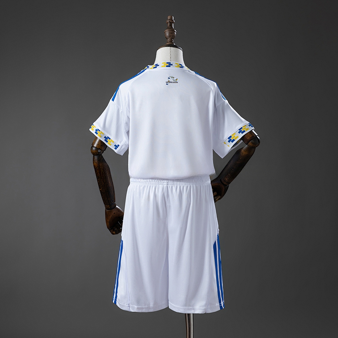 Leeds United 25/26 Home Kids Kit Jersey – Replica Football Soccer Shirt – Size 16–28