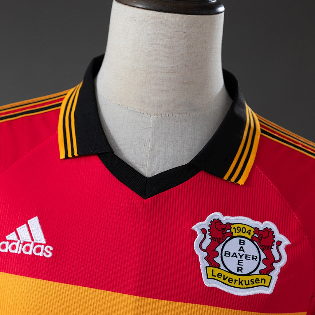 Bayer Leverkusen 98_00 Home Retro Jersey – Replica Football Soccer Shirt – S–XXL