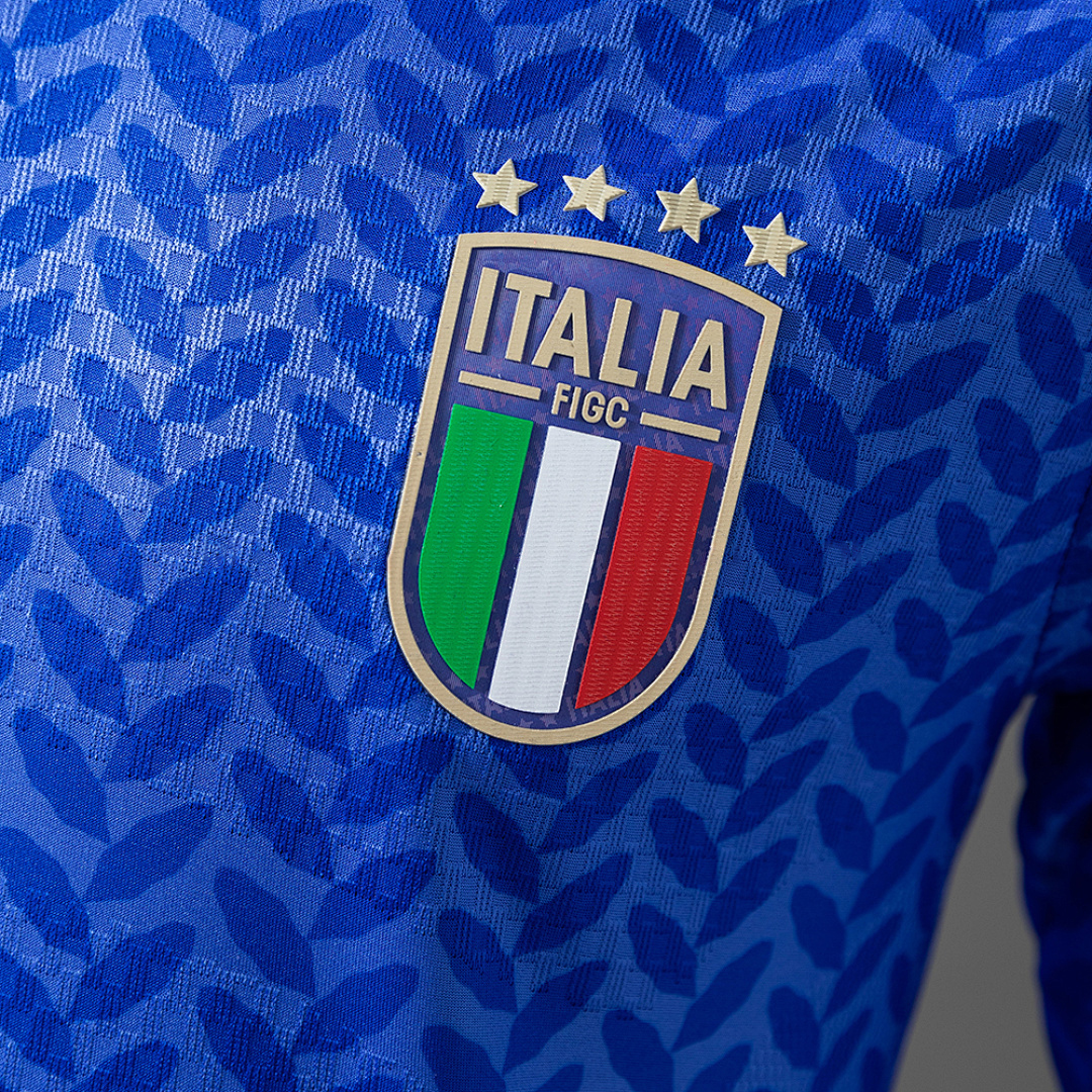 Italy 2026 Home Player Version Long-Sleeve Jersey – Replica Football Soccer Shirt – S–4XL