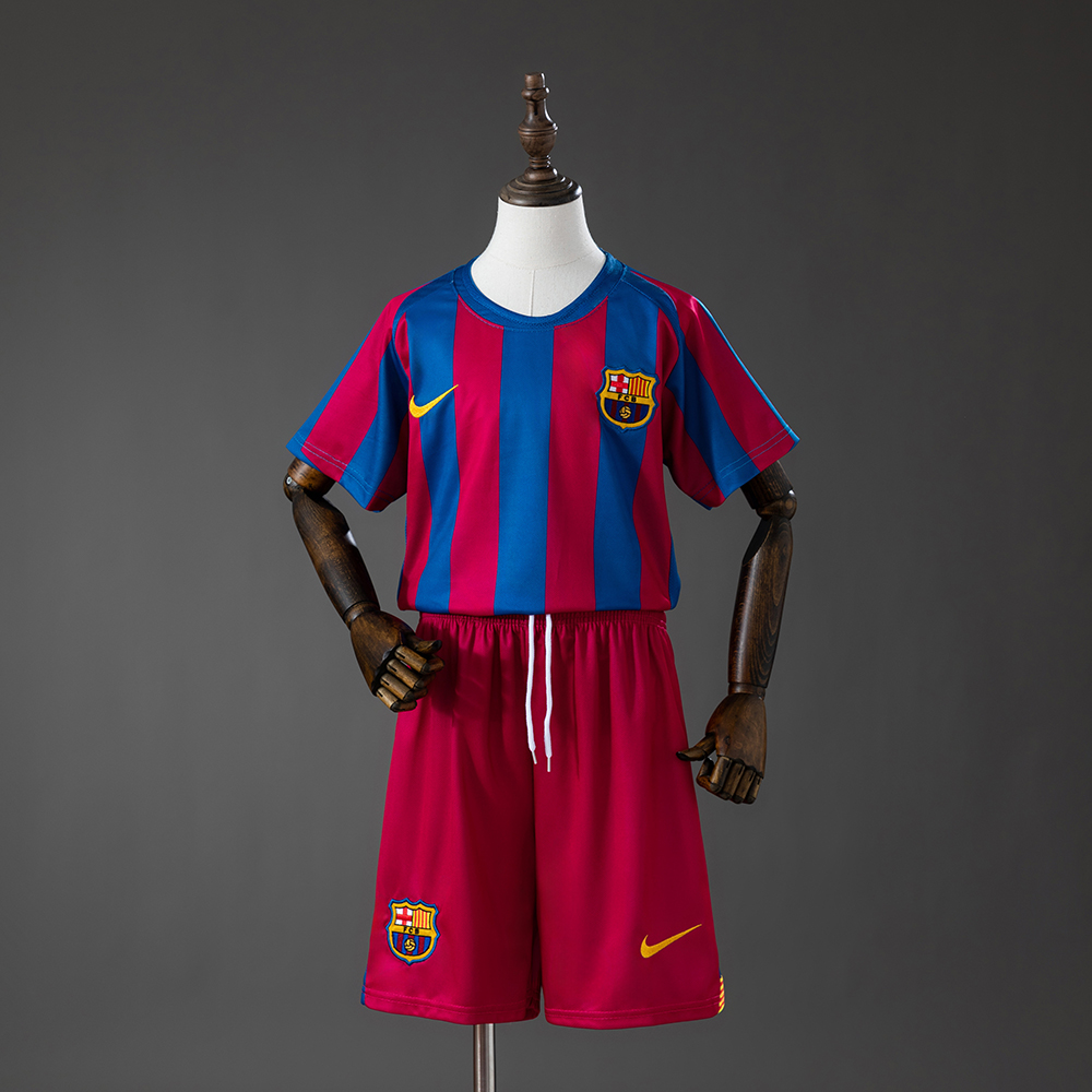 Barcelona 05_06 Home (League Edition) Retro Kids Kit Jersey – Replica Football Soccer Shirt – Size 16–28