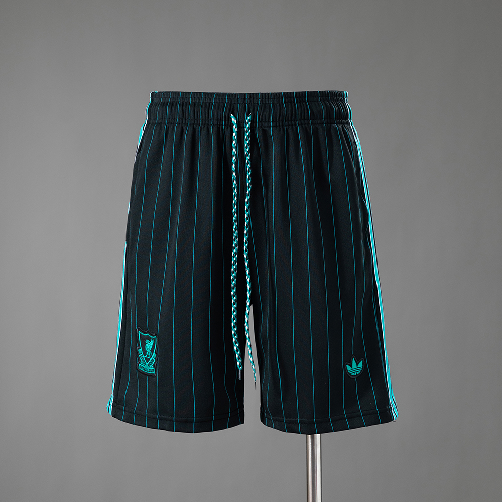 LFC Terrace Icons Shorts Green – Football Lifestyle Shorts – S–XXL