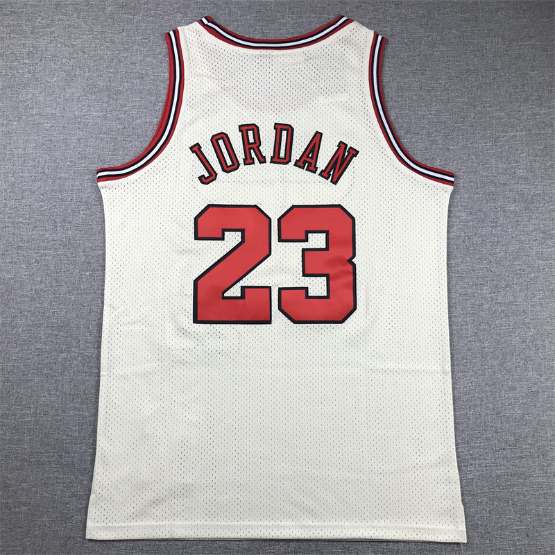 Bulls 23 Cream White