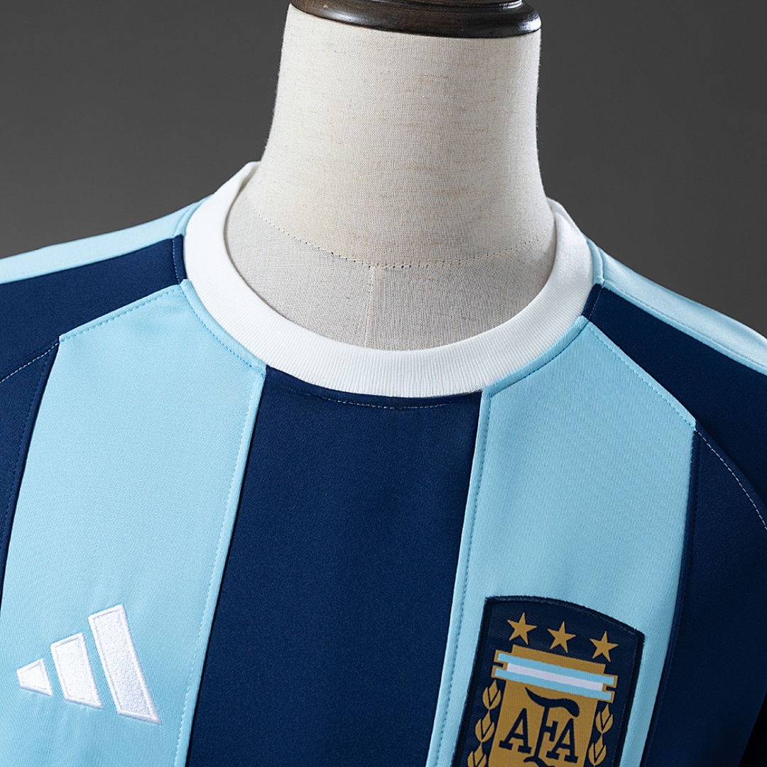 Argentina 25/26 Long-Sleeved Sweatshirt – Dark Blue & Light Blue – Replica Football Soccer Top – M–4XL