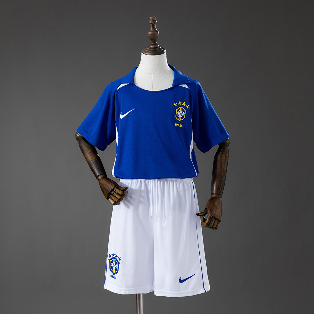 Brazil 2002 Away Retro Kids Kit Jersey – Replica Football Soccer Shirt – Size 16–28