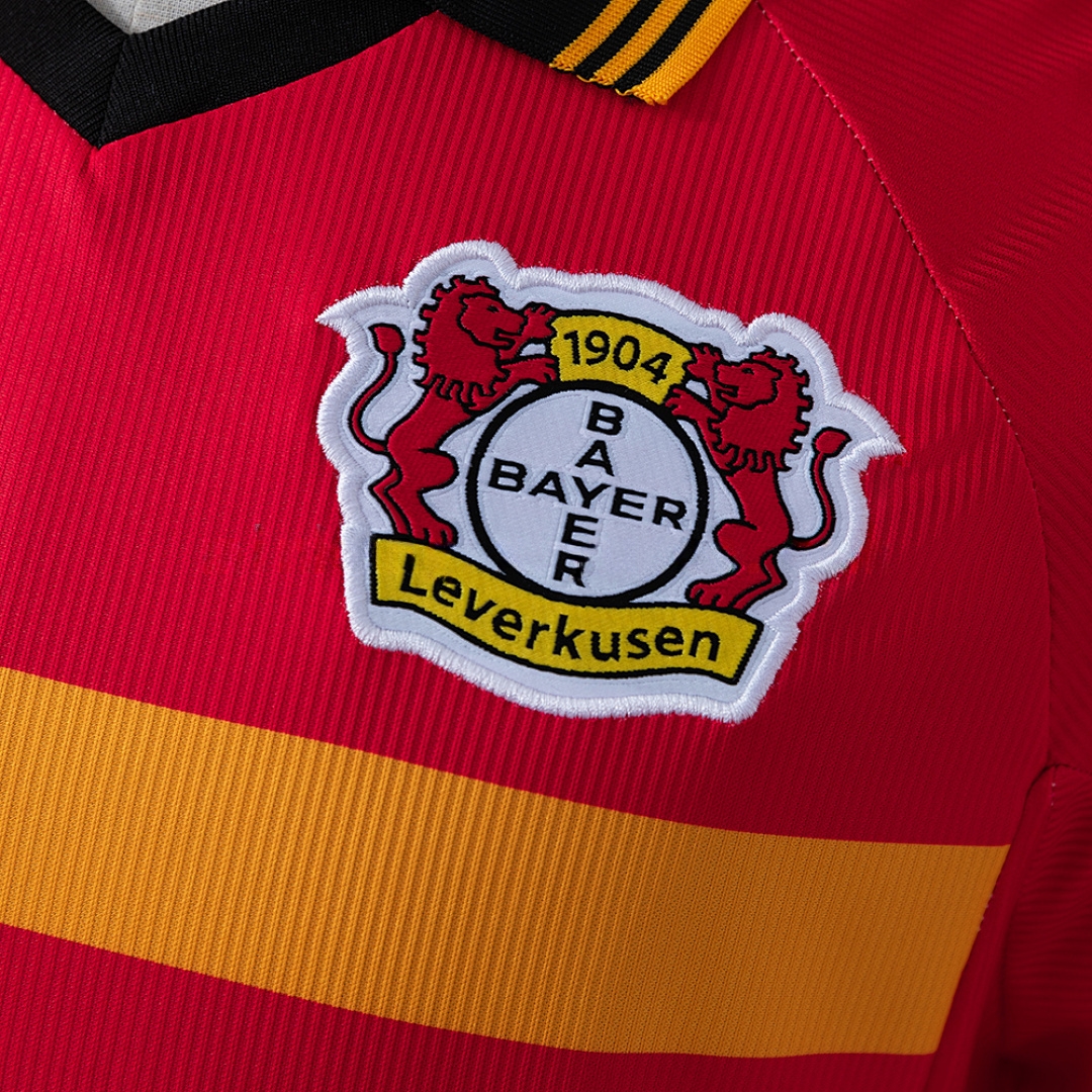 Bayer Leverkusen 98_00 Home Retro Jersey – Replica Football Soccer Shirt – S–XXL