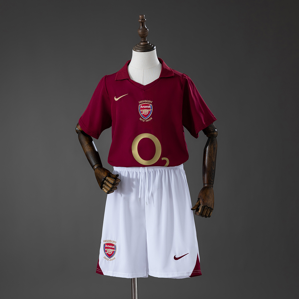 Arsenal 05_06 Home Retro Kids Kit Jersey – Replica Football Soccer Shirt – Size 16–28