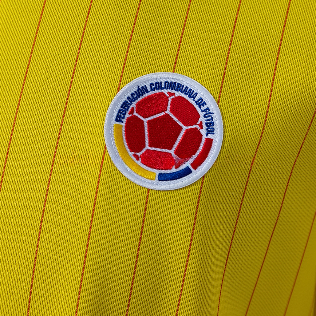 Columbia Terrace Icons T-Shirt Yellow – Replica Football Soccer Shirt – S–XXL