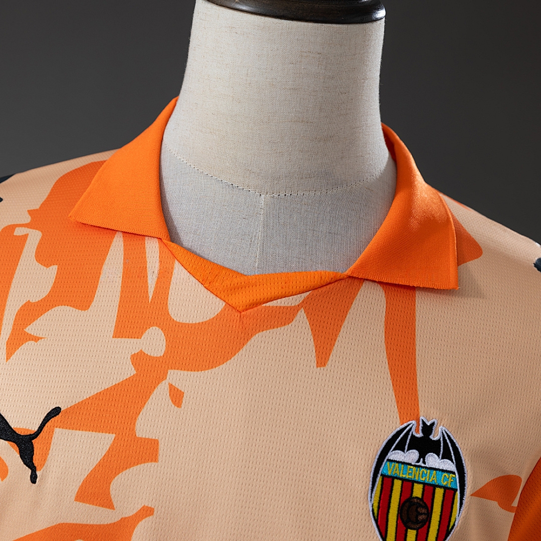 Valencia 25_26 Retro Style Jersey – Replica Football Soccer Shirt – S–4XL