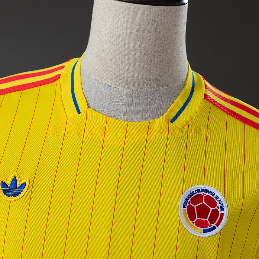 Columbia Terrace Icons T-Shirt Yellow – Replica Football Soccer Shirt – S–XXL