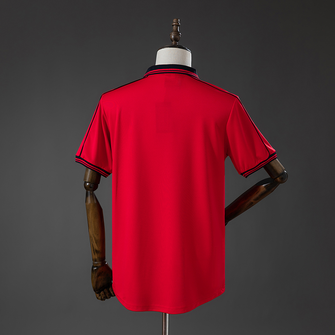 Osasuna 98_00 Home Retro Jersey – Replica Football Soccer Shirt – S–XXL