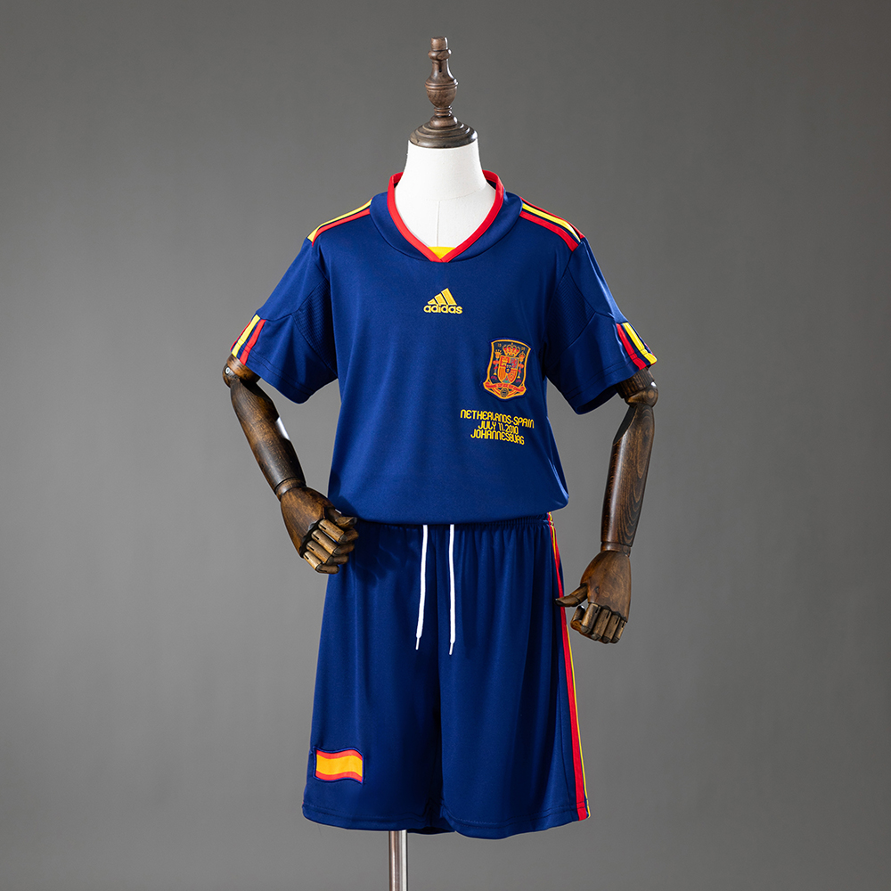 Spain 2010 Away Retro Kids Kit Jersey – Replica Football Soccer Shirt – Size 16–28