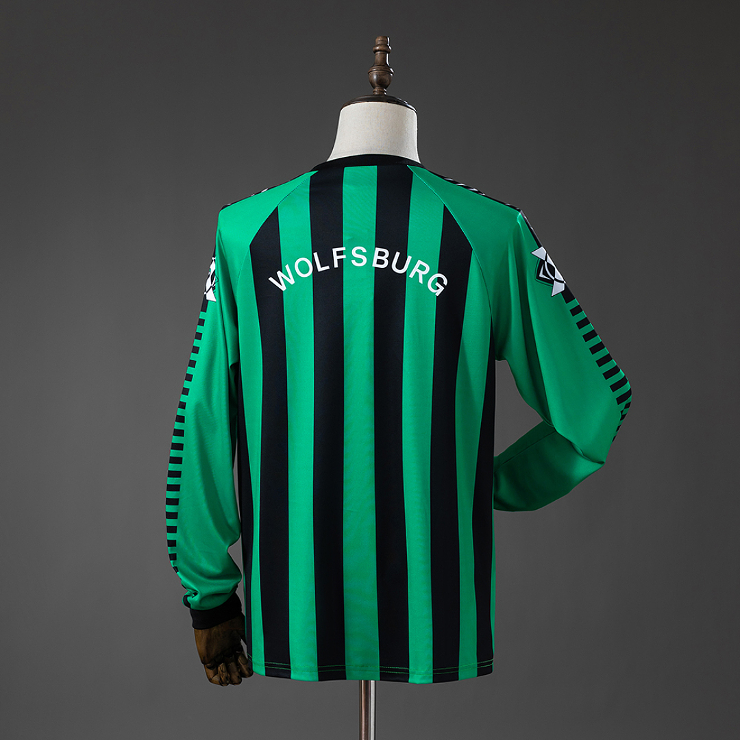 Wolfsburg 95_96 Away Retro Long Sleeve Jersey – Replica Football Soccer Shirt – S–XXL