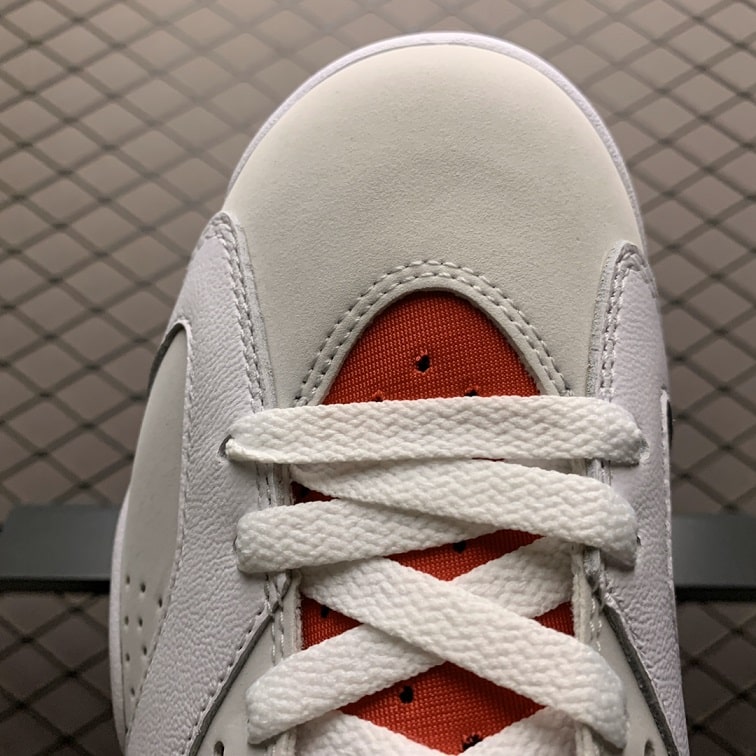 Air Jordan 6 Retro Hare