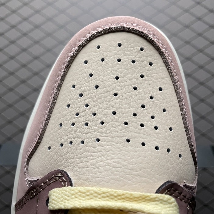 Air Jordan 1 Mid SE Dark Pony Smoky Mauve (W)