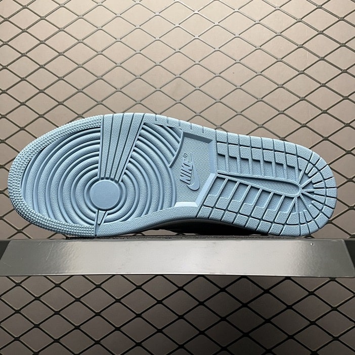 Air  Jordan 1 Mid UNC (2022)