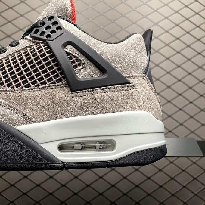 Air Jordan 4 Retro Taupe Haze