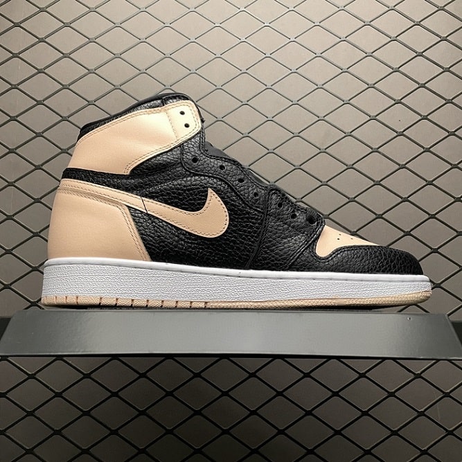 Air Jordan 1 Retro High Black Crimson Tint (GS)