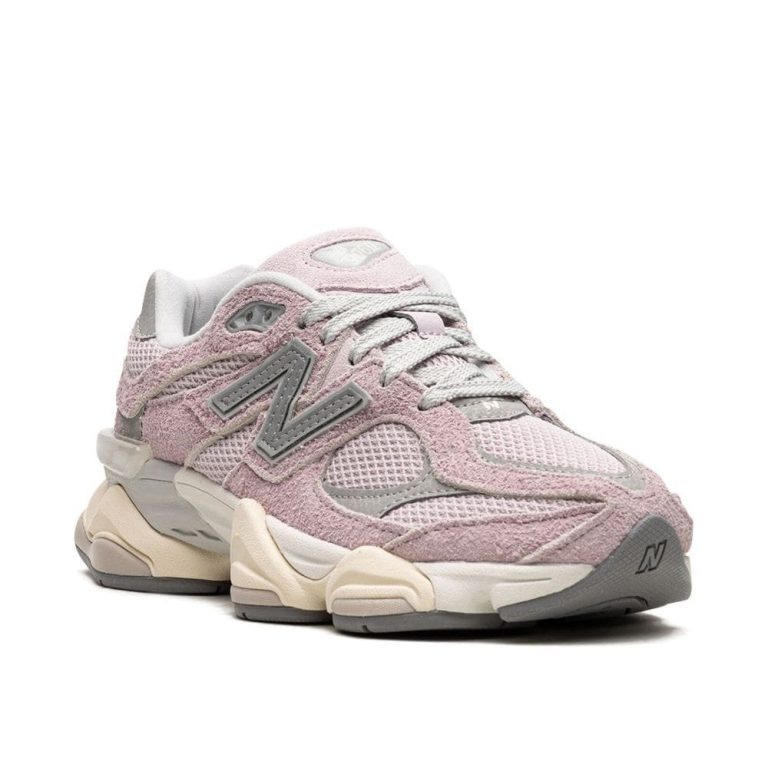 New Balance 9060 December Sky