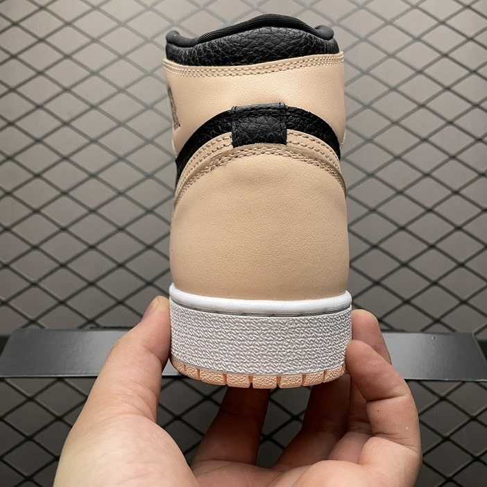 Air Jordan 1 Retro High Black Crimson Tint (GS)