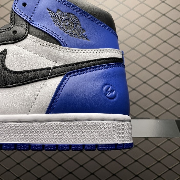 Air Jordan 1 Retro High Fragment