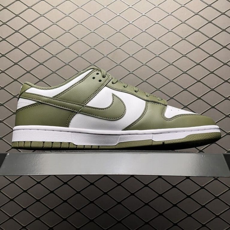 Dunk Low Medium Olive