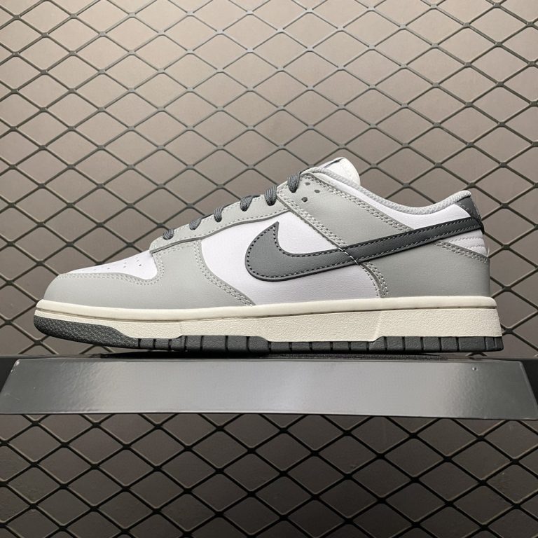 Dunk Low Light Smoke Grey (Women’s)