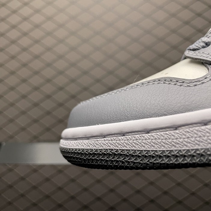 Air Jordan 1 MidStealth (W)