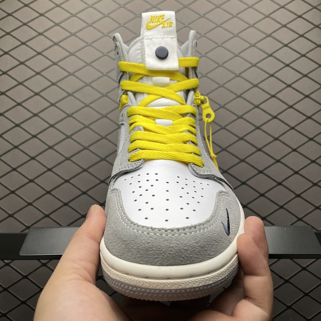 Air Jordan 1 Retro High Switch Light Smoke