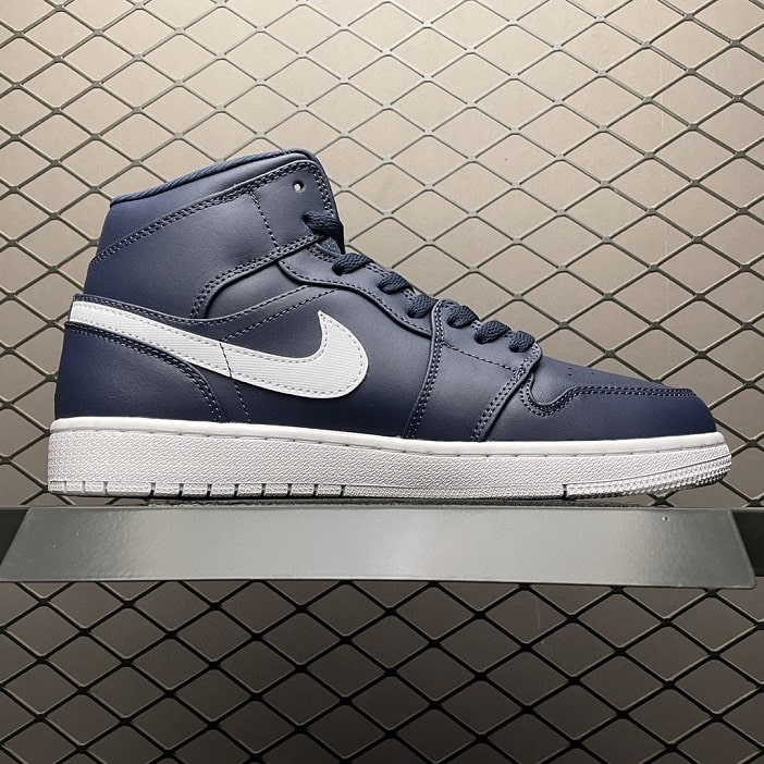 Air Jordan 1 Retro Mid Obsidian White