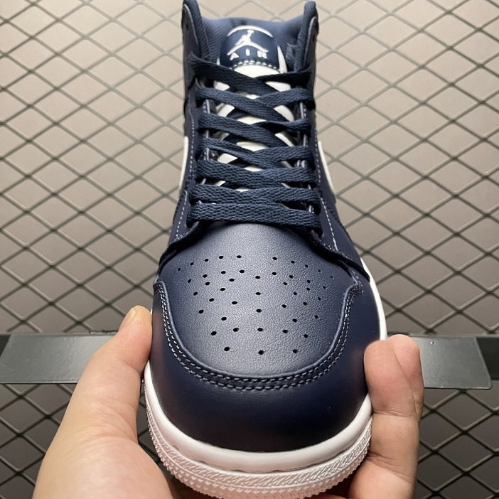 Air Jordan 1 Retro Mid Obsidian White