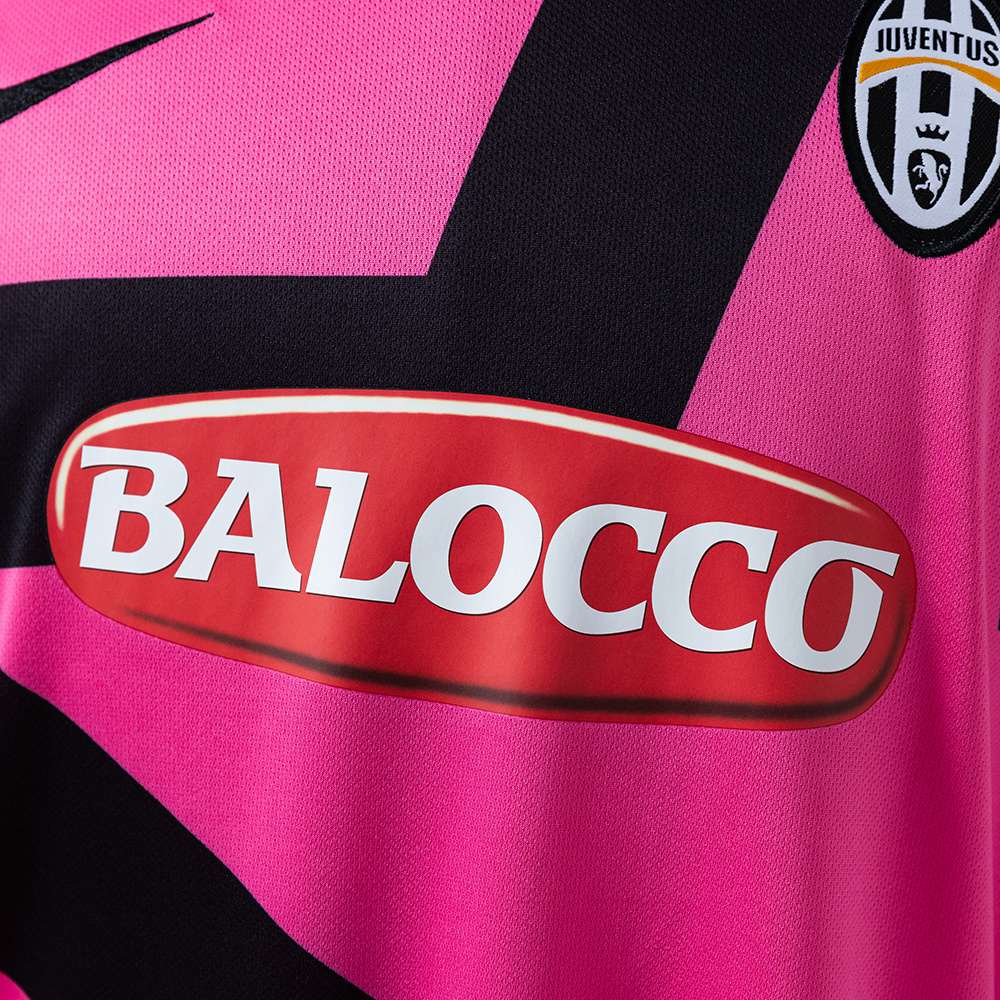 Juventus 2011/12 Away Long Sleeve Retro Jersey – Vintage Replica Football Soccer Shirt – S–XXL