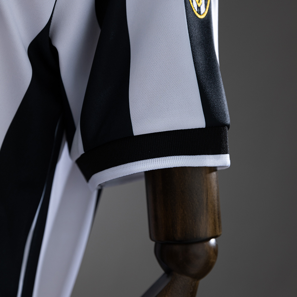 Juventus 1998/99 Home Retro Jersey – Vintage Replica Football Soccer Shirt – S–XXL