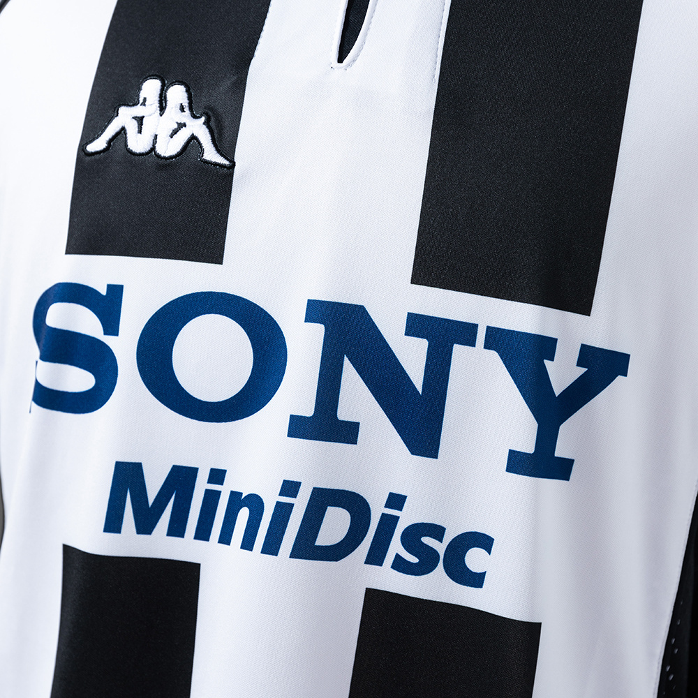 Juventus 1997/98 Home Long Sleeve Retro Jersey – Vintage Replica Football Soccer Shirt – S–XXL