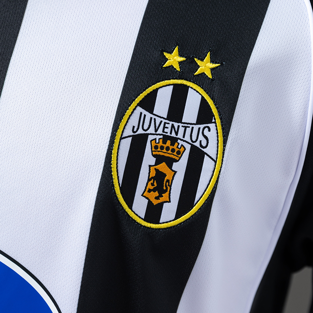 Juventus 2002/03 Home Retro Jersey – Vintage Replica Football Soccer Shirt – S–XXL