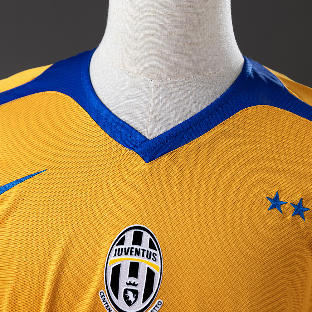 Juventus 2005/06 Third Away Retro Jersey – Vintage Replica Football Soccer Shirt – S–XXL