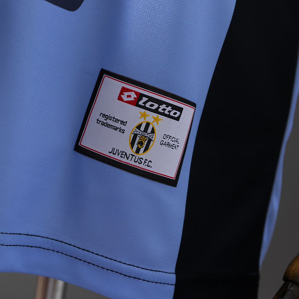 Juventus 2002/03 Goalkeeper Retro Jersey – Vintage Replica Football Soccer Shirt – S–XXL